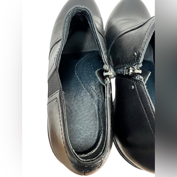 DANSKO Florence Chelsea Black Leather Wedge Ankle Bootie 40 U.S. size 9 Nice Y2k - Picture 9 of 11